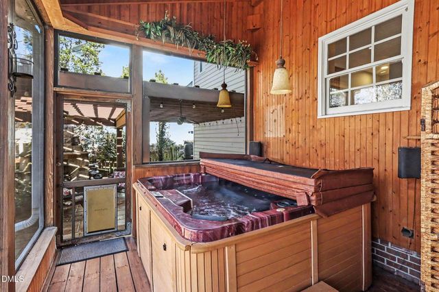 119 Felspar Way, Cary, NC 27518