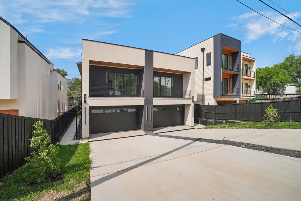 1825 & 1827 Pollard Street, Dallas, TX 75208 — exterior
