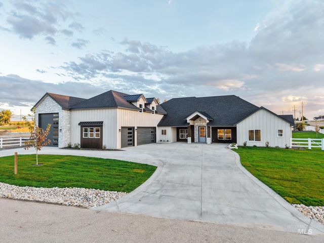 8991 Edna Lane, Middleton, ID 83644