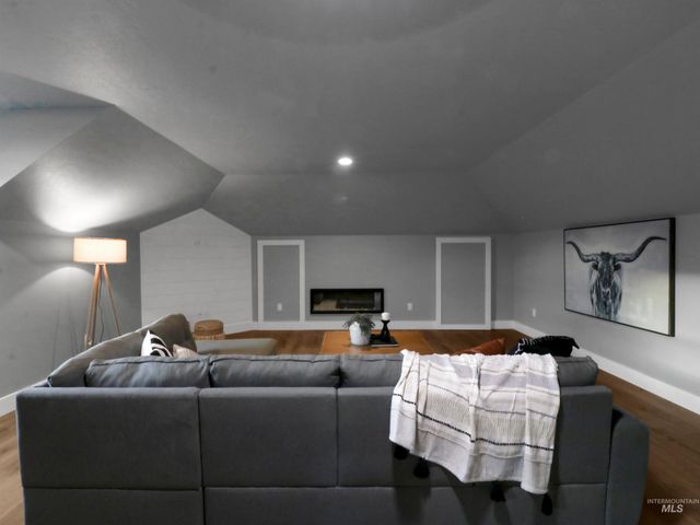 8991 Edna Lane, Middleton, ID 83644