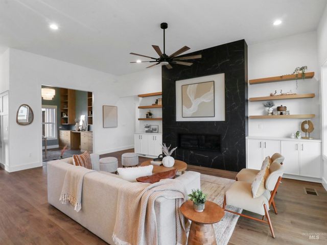 8991 Edna Lane, Middleton, ID 83644