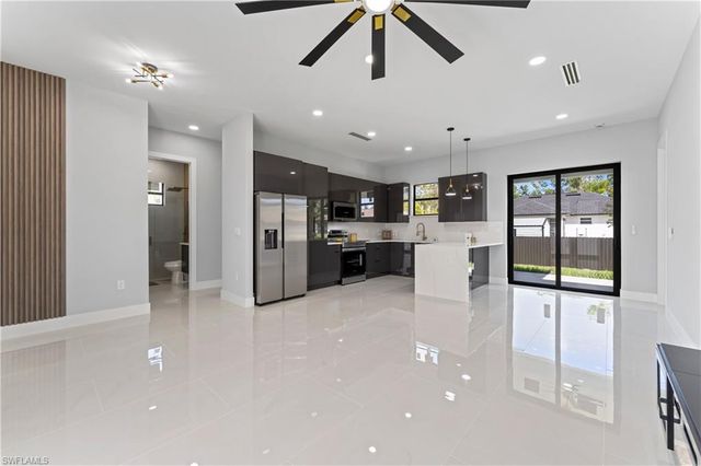 855 Calumet ST E, Lehigh Acres, FL 33974