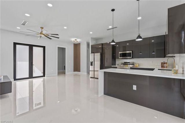 855 Calumet ST E, Lehigh Acres, FL 33974