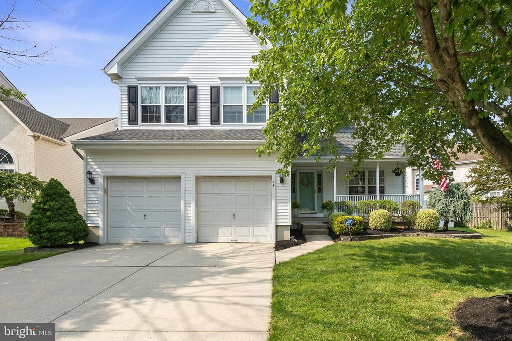14 VASSAR ROAD, Mount Laurel, NJ 08054