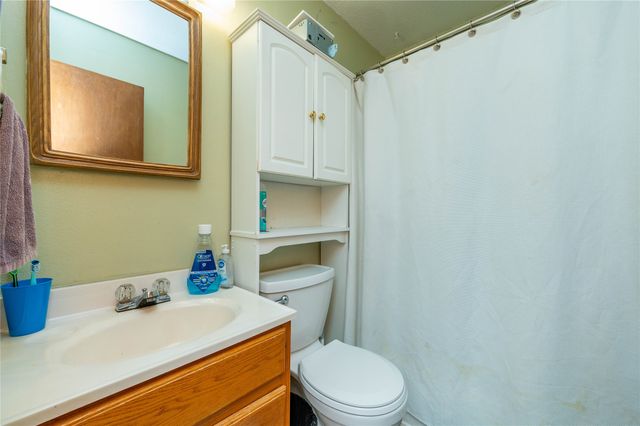 2829 E 36th Court, Des Moines, IA 50317