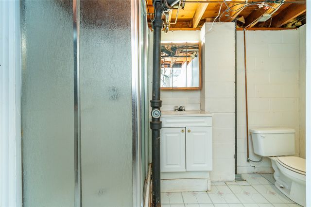 2829 E 36th Court, Des Moines, IA 50317
