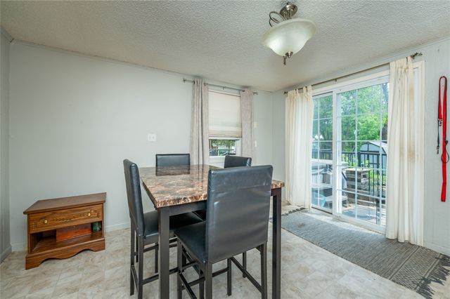 2829 E 36th Court, Des Moines, IA 50317