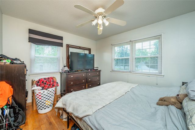 2829 E 36th Court, Des Moines, IA 50317