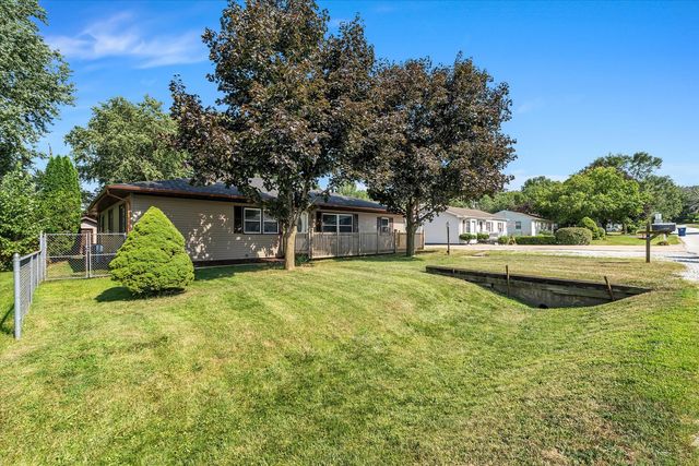 119 E 5th Street, Coal Valley, IL 61240