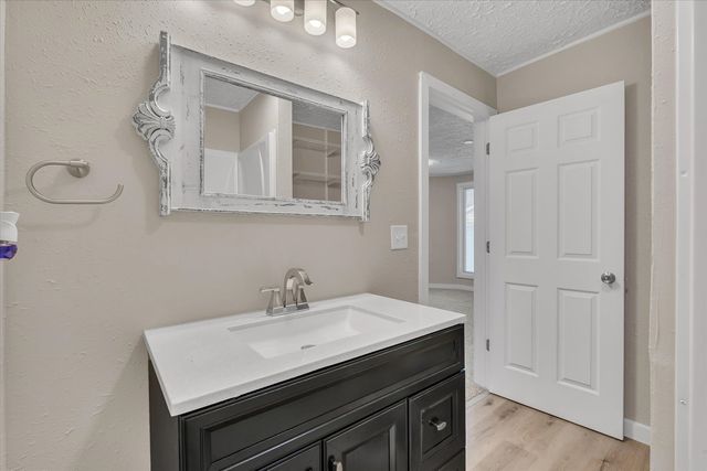 119 E 5th Street, Coal Valley, IL 61240