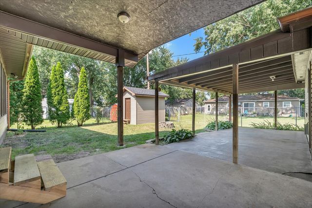 119 E 5th Street, Coal Valley, IL 61240