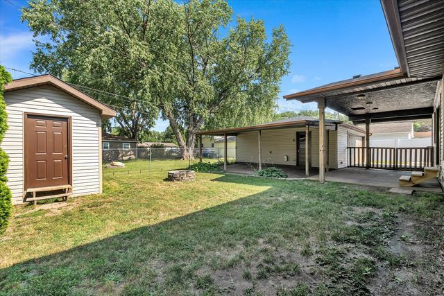 119 E 5th Street, Coal Valley, IL 61240