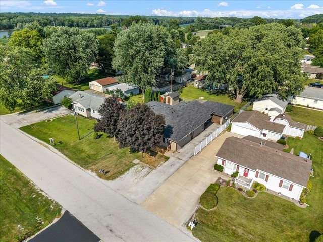 119 E 5th Street, Coal Valley, IL 61240
