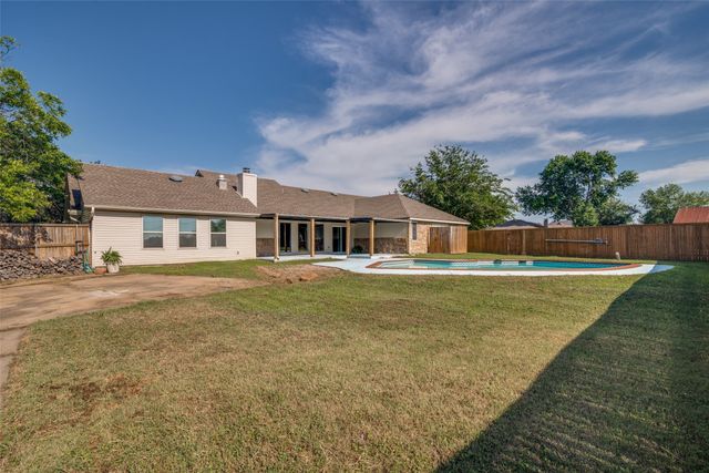 3 Harvest Way, Lucas, TX 75098