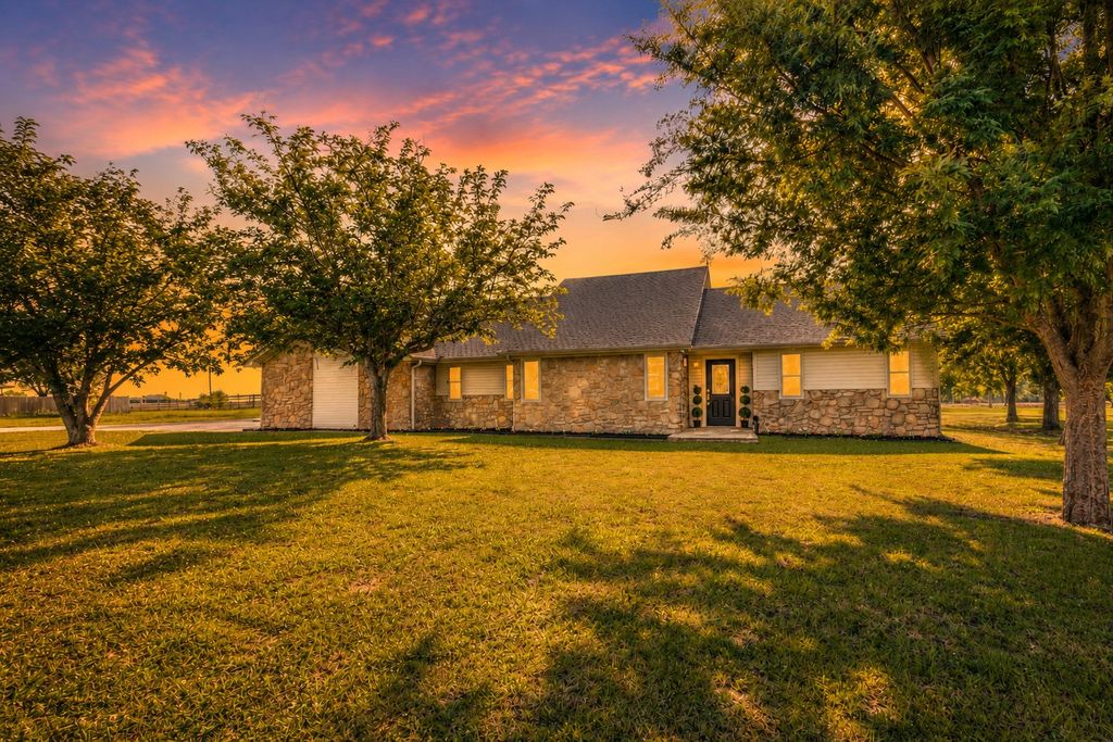 3 Harvest Way, Lucas, TX 75098