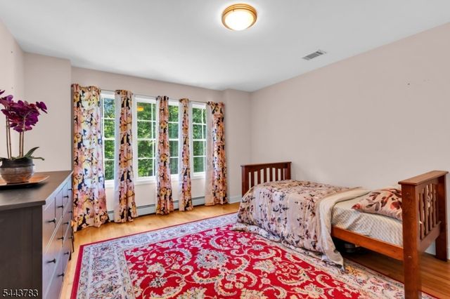 966 County Road 517, Allamuchy Twp., NJ 07840