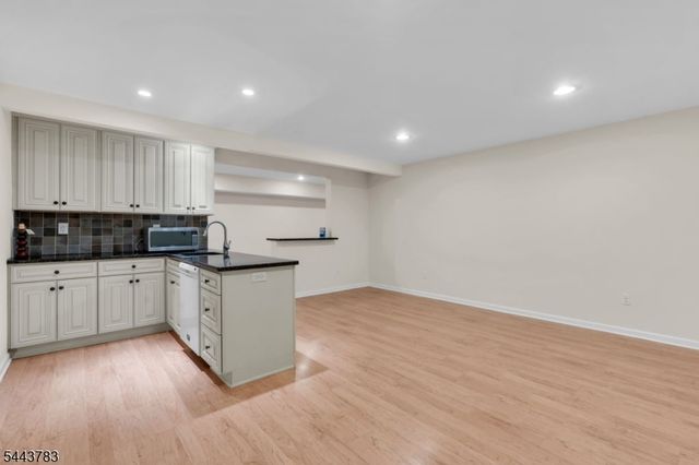 966 County Road 517, Allamuchy Twp., NJ 07840