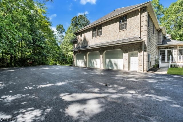 966 County Road 517, Allamuchy Twp., NJ 07840