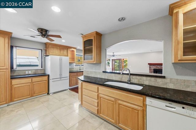 4337 Scenic Ave, Pittsburg, CA 94565