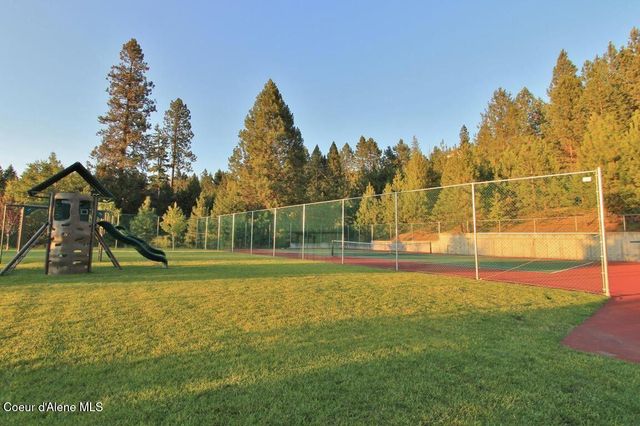 3423 E SKY HARBOR DR, Coeur D'alene, ID 83814