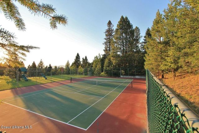 3423 E SKY HARBOR DR, Coeur D'alene, ID 83814