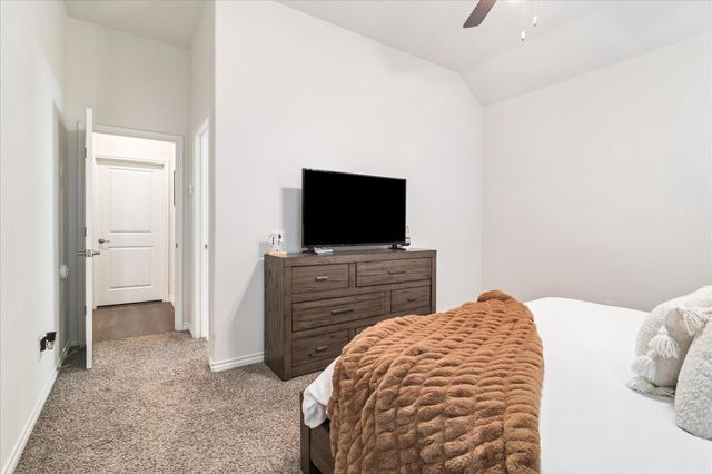 10330 Quail Pointe Road, Aubrey, TX 76227