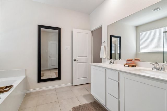 10330 Quail Pointe Road, Aubrey, TX 76227