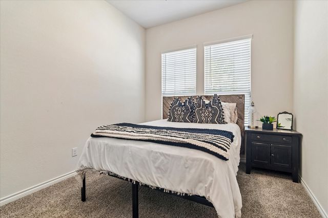 10330 Quail Pointe Road, Aubrey, TX 76227