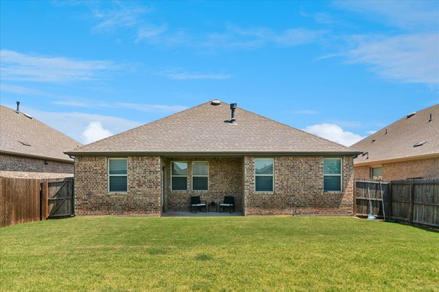 10330 Quail Pointe Road, Aubrey, TX 76227