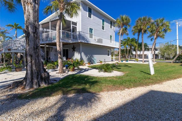 6250 HOLMES BOULEVARD 51, Holmes Beach, FL 34217