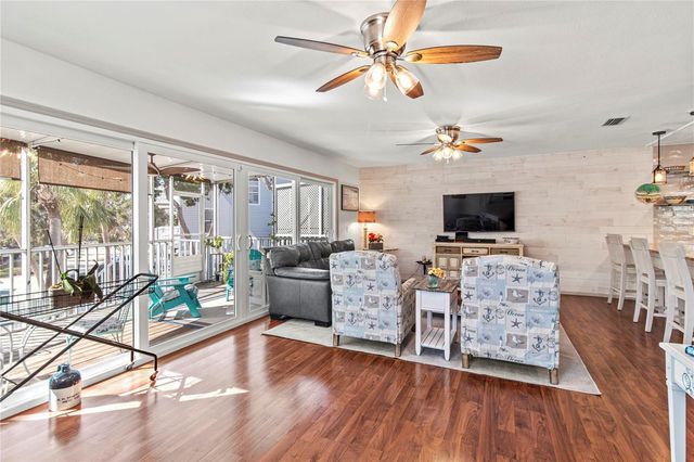 6250 HOLMES BOULEVARD 51, Holmes Beach, FL 34217