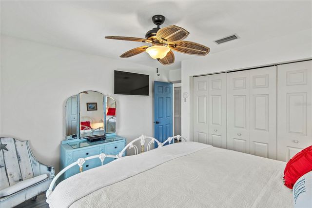 6250 HOLMES BOULEVARD 51, Holmes Beach, FL 34217