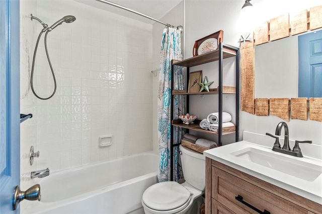 6250 HOLMES BOULEVARD 51, Holmes Beach, FL 34217