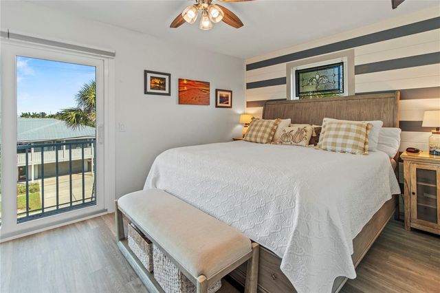 6250 HOLMES BOULEVARD 51, Holmes Beach, FL 34217