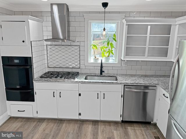 10185 GREEN CLOVER DR, Ellicott City, MD 21042