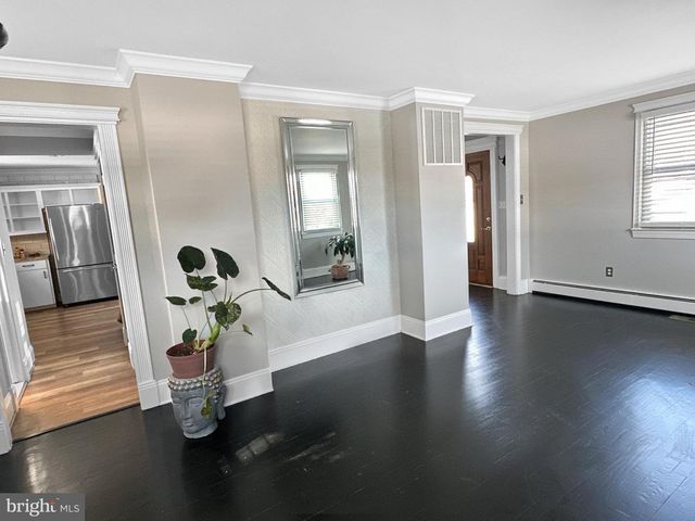 10185 GREEN CLOVER DR, Ellicott City, MD 21042