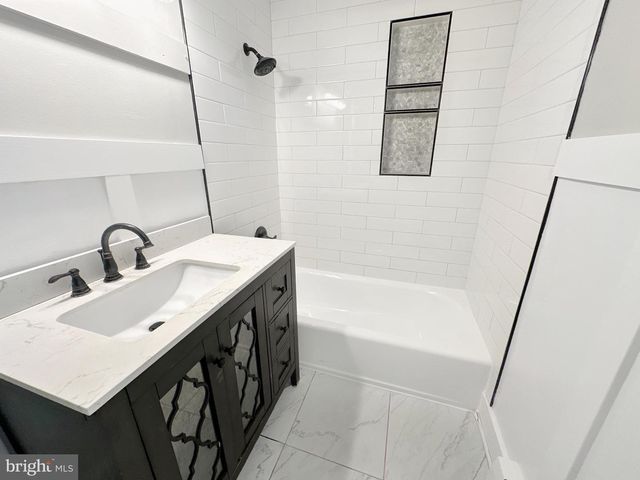 10185 GREEN CLOVER DR, Ellicott City, MD 21042