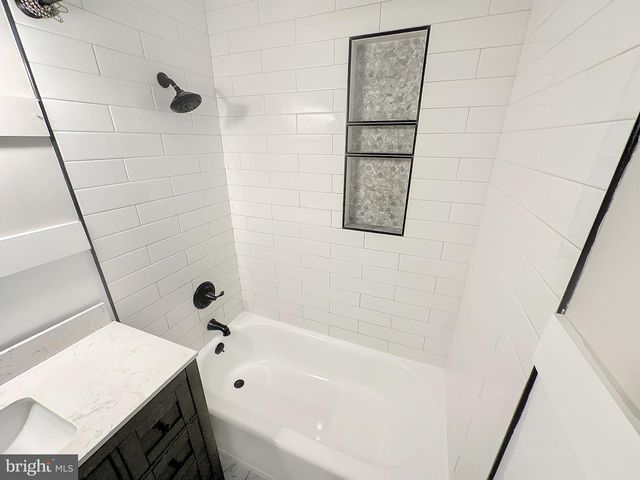 10185 GREEN CLOVER DR, Ellicott City, MD 21042