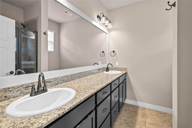 4427 Mount Comfort Road, Fayetteville, AR 72704