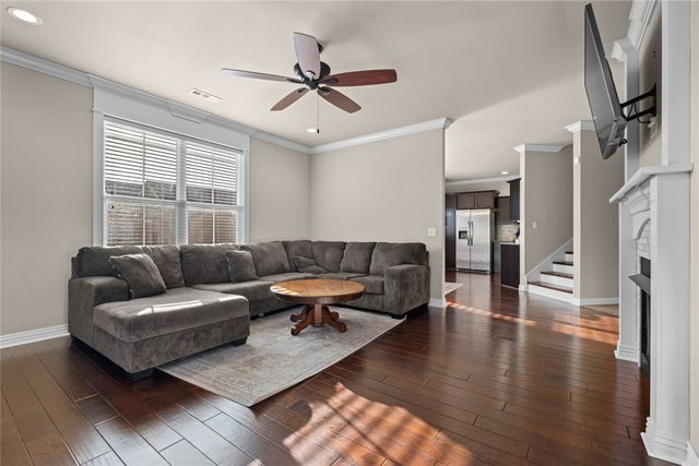 4427 Mount Comfort Road, Fayetteville, AR 72704