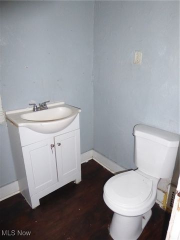 13801 Edgewood Avenue, Cleveland, OH 44105