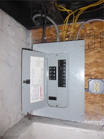 13801 Edgewood Avenue, Cleveland, OH 44105