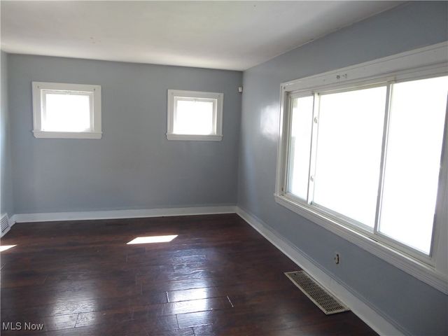 13801 Edgewood Avenue, Cleveland, OH 44105