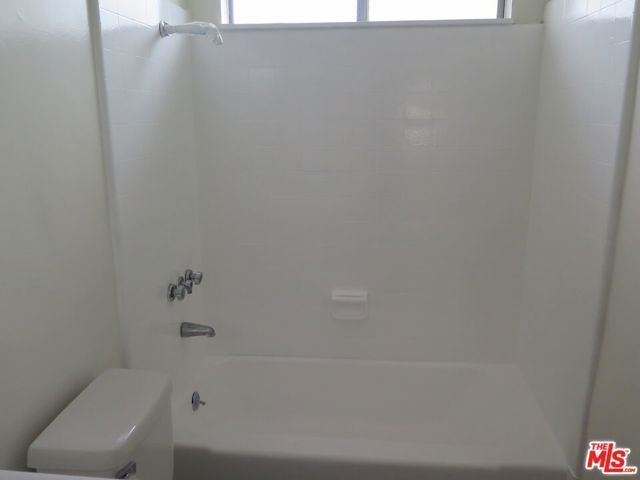12492 Gilmore Avenue 4, Los Angeles, CA 90066