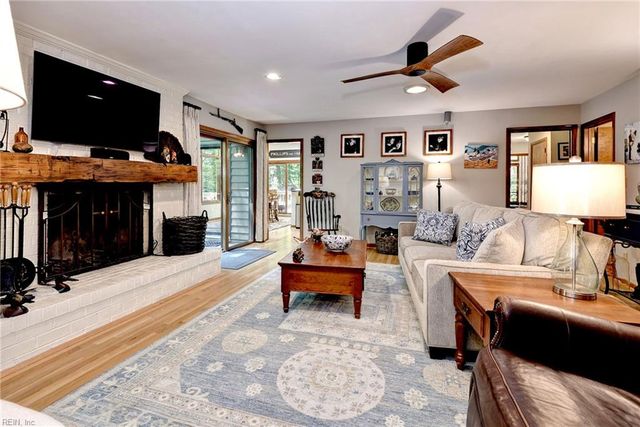 116 Tides RN, Yorktown, VA 23692