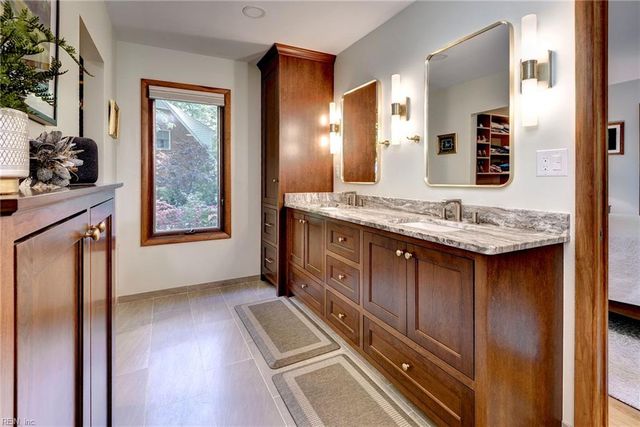 116 Tides RN, Yorktown, VA 23692