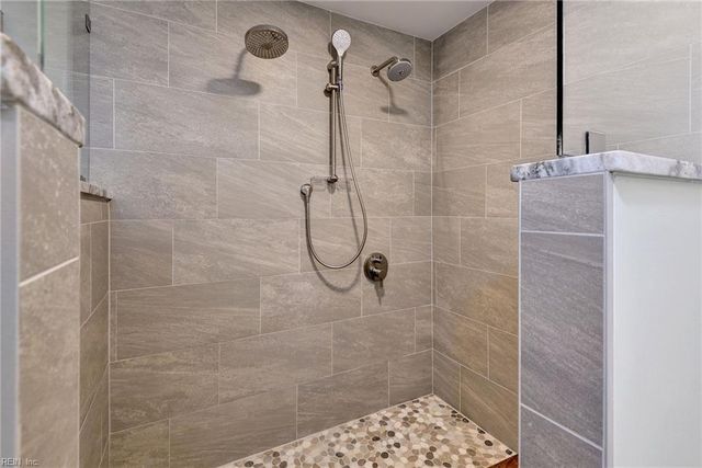 116 Tides RN, Yorktown, VA 23692