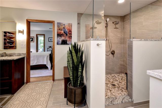 116 Tides RN, Yorktown, VA 23692