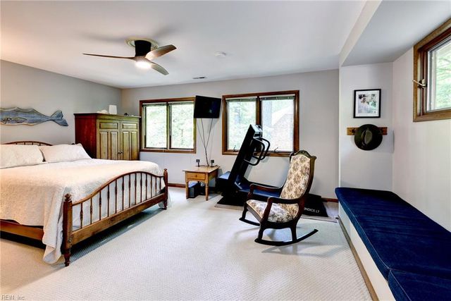 116 Tides RN, Yorktown, VA 23692