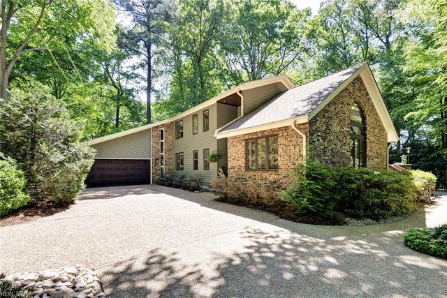 116 Tides RN, Yorktown, VA 23692